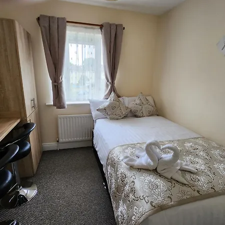 Homestay szállás Bella With Free Minibar Tea&coffee Dublin