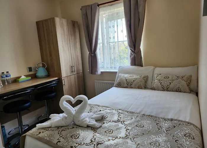 Bella With Free Minibar Tea&coffee