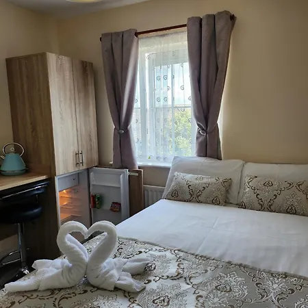 Bella With Free Minibar Tea&coffee * Dublin